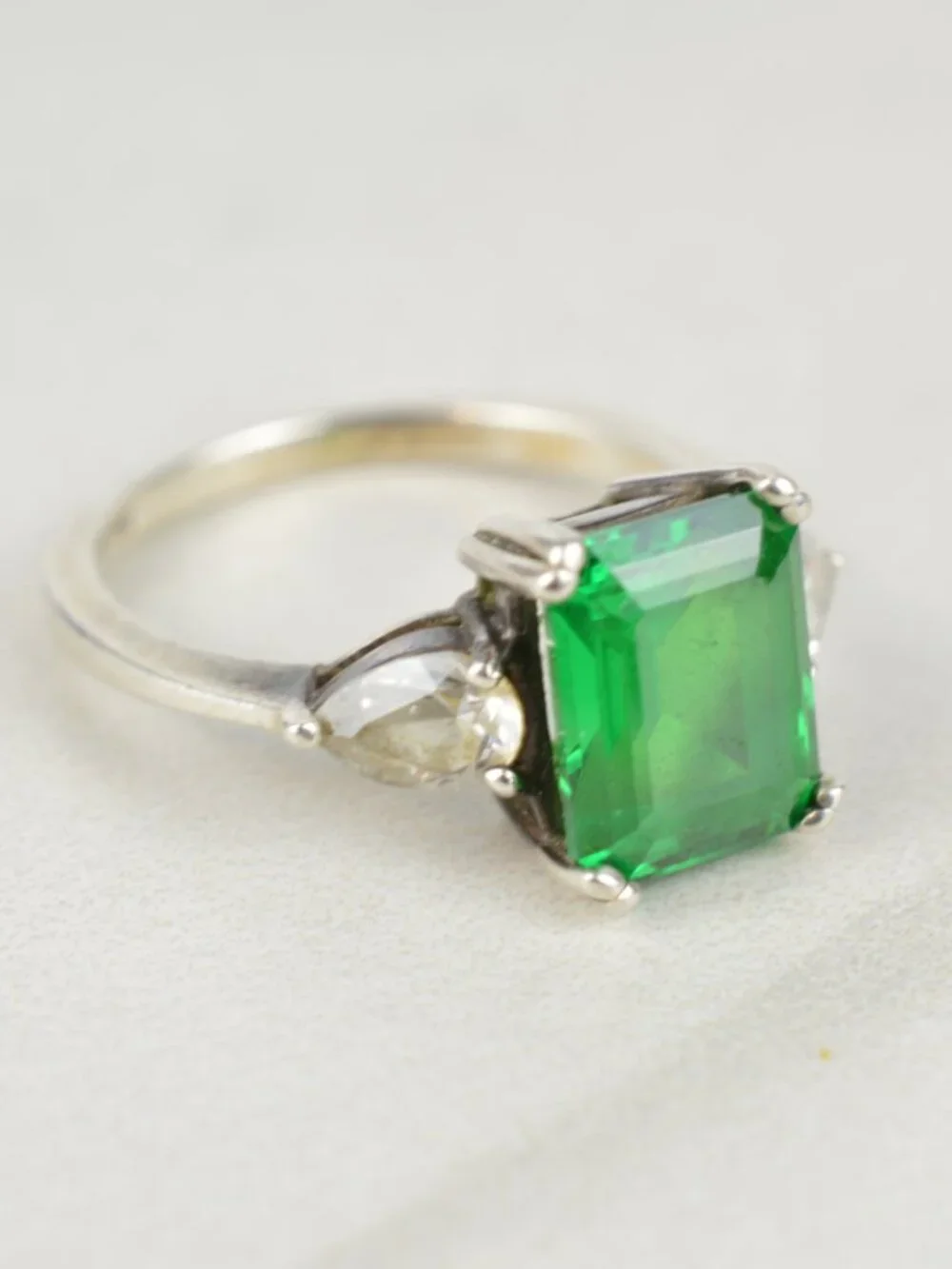 Diamonique QVC 925 Sterling Silver Simulated Emerald Three Stone CZ Ring 7.5